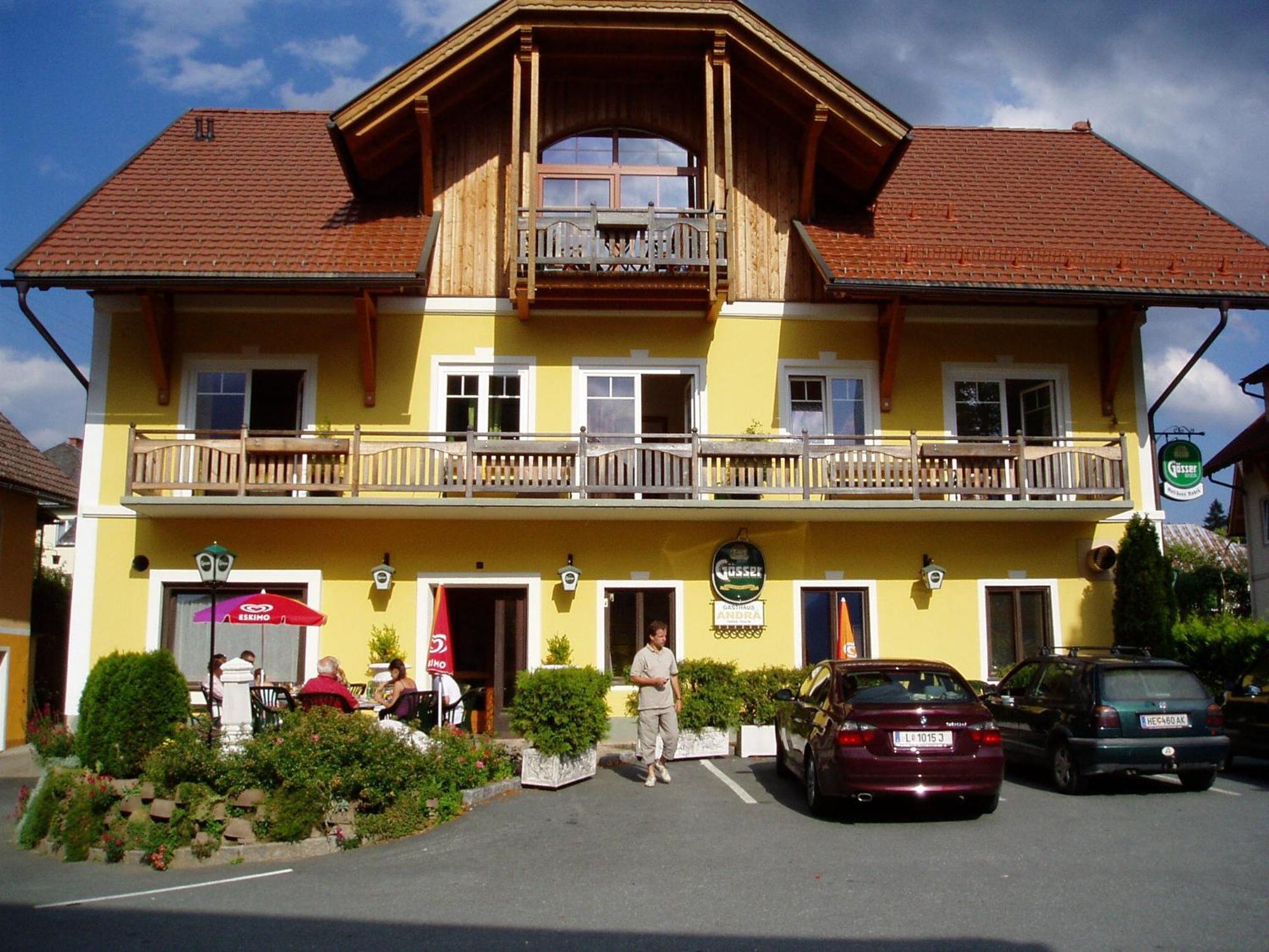 Gasthaus Zum Fuchs - Familie Andrae Hermagor-Pressegger See Buitenkant foto
